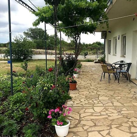 Apartments Nena 로조박 외부 사진