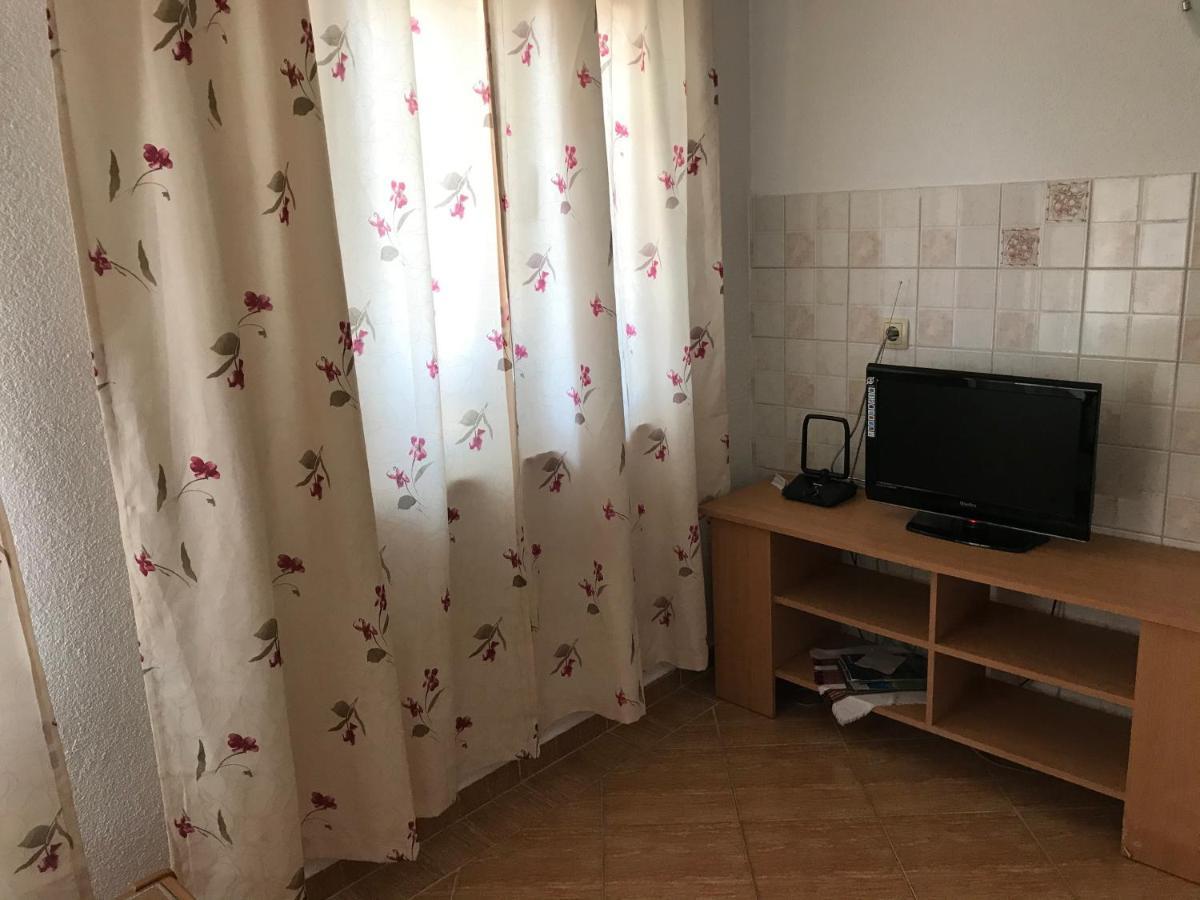 Apartments Nena 로조박 외부 사진
