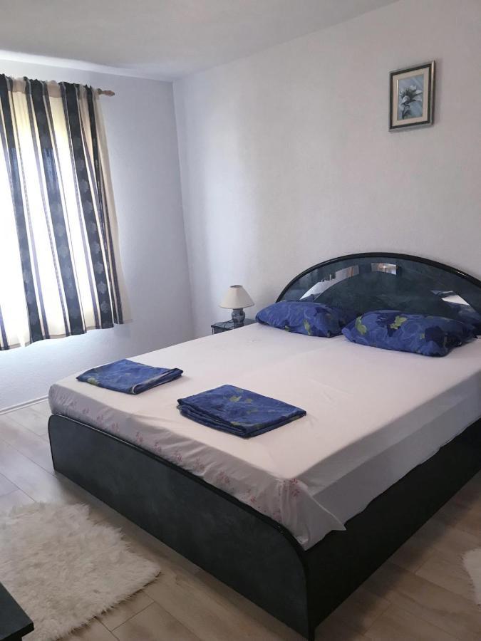 Apartments Nena 로조박 외부 사진