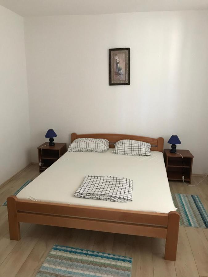 Apartments Nena 로조박 외부 사진